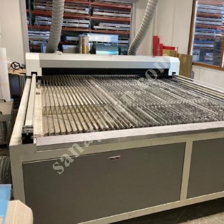 EFETEK LAZER MAKİNASI, Makina