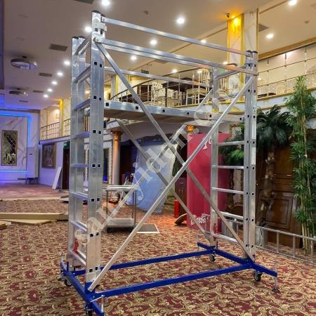 2X2=4M ALÜMİNYUM TELESKOPİK İSKELE – PRATİK VE GÜVENLİ ÇALIŞMA İMKANI!, Merdivenler