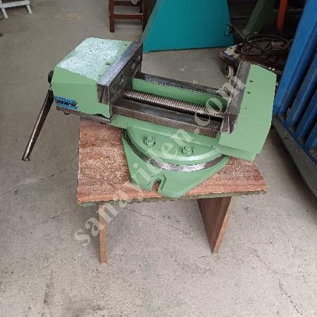 HASSAS İŞLEMLER İÇİN 355 X 250 MM DERECELİ MENGENE, Mengene