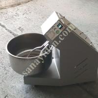 KROM KAPLAMA 5 KG KAPASİTELİ ENDÜSTRİYEL HAMUR YOĞURMA MAKİNESİ – SAĞLAM VE GÜVENİLİR, Endüstriyel Mutfak