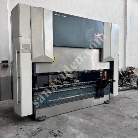 DURMAZLAR MARKA 3X135 TON 8 EKSEN CNC HİDROLİK ABKANT PRES, Abkant Pres