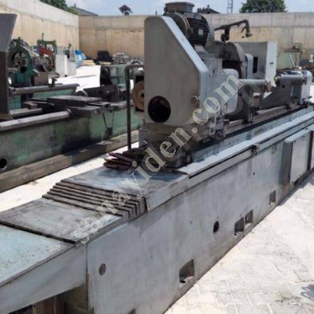 1984 MODEL CYLINDER GRINDER – ROBUST AND FUNCTIONAL, Machine