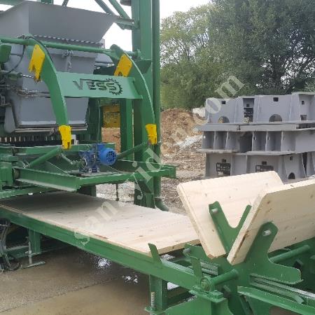 100 M² ALANLA YÜKSEK KAPASİTELİ BRİKET VE BETON PARKE ÜRETİM MAKİNESİ, Makina