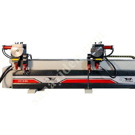 CNC DOUBLE HEAD PIPE BENDING MACHINE THAT CAN BEND TWO PIPES SIMULTANEOUSLY, Machine