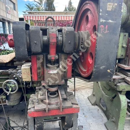 DİRİNLER MARKA 15 TON DÖKÜM GÖVDE EKSANTRİK PRES, Eksantrik Pres