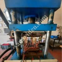 60 TONLUK KAUÇUK PRESİ REVİZYONLU SIKINTISIZ TERTEMİZ MAKİNA, Metal