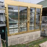 YAŞ PASTA DOLABI ÇİFT MOTOR ÜZERİNDE GOLD RENK ( FİŞE TAK ÇALIŞTIR ),