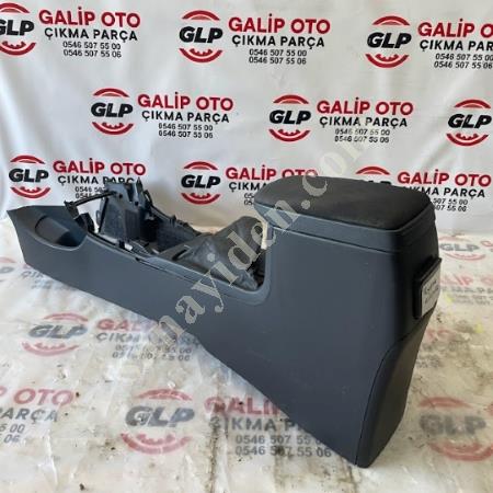 TOYOTA COROLLA ORTA KONSOL HATASIZ ORJİNAL ÇIKMA, Oto & Y. Parça
