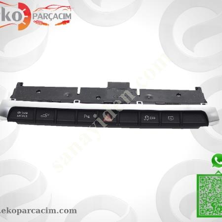 ORİJİNAL AUDİ A3 ORTA KONSOL KONTROL PANELİ  8V0925301PQ, Oto & Y. Parça