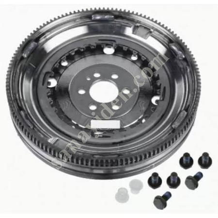 DSG TEKNOLOJİSİ İLE HIZLI VİTES DEĞİŞİMİ!, Motor Ve Aksamları