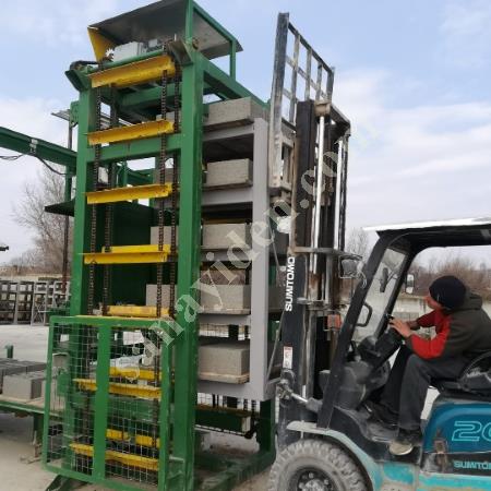 100 M² ALANLA YÜKSEK KAPASİTELİ BRİKET VE BETON PARKE ÜRETİM MAKİNESİ, Makina