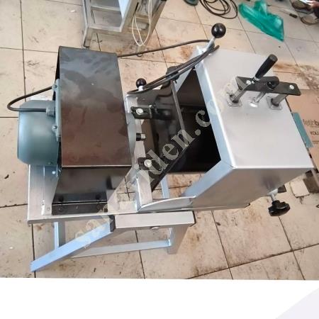 TESBİH ZIMPARA MAKİNESİ, Makina