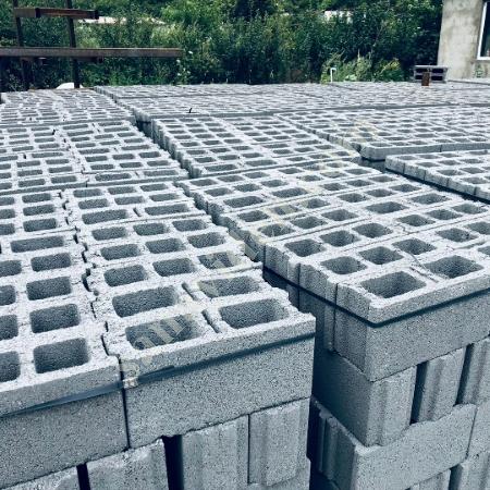 100 M² ALANLA YÜKSEK KAPASİTELİ BRİKET VE BETON PARKE ÜRETİM MAKİNESİ, Makina