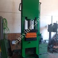ERGONOMİK TASARIMLI 250 TON PRES İLE KOLAY KULLANIM,