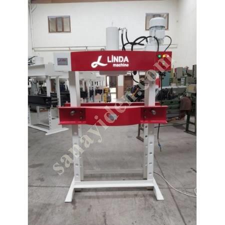 WORKSHOP TYPE PRESS HYDRAULIC, 60 TONS ARM MOTORIZED, Workshop Type Press