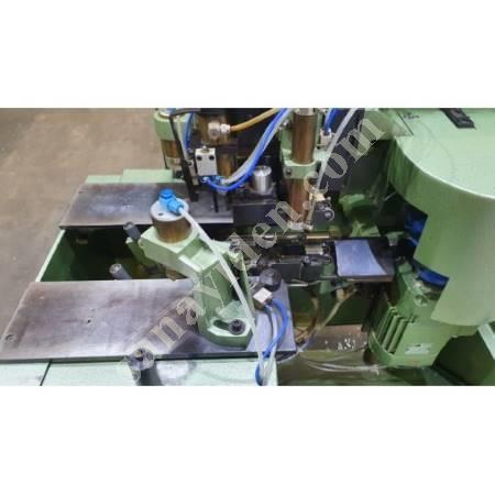 OTOMATİK PVC KÖŞE ÇAPAK ALMA MAKİNESİ , Pvc Ve Plastik Makineleri