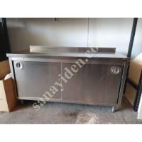 WORKBENCH WITH SLIDING DOOR,